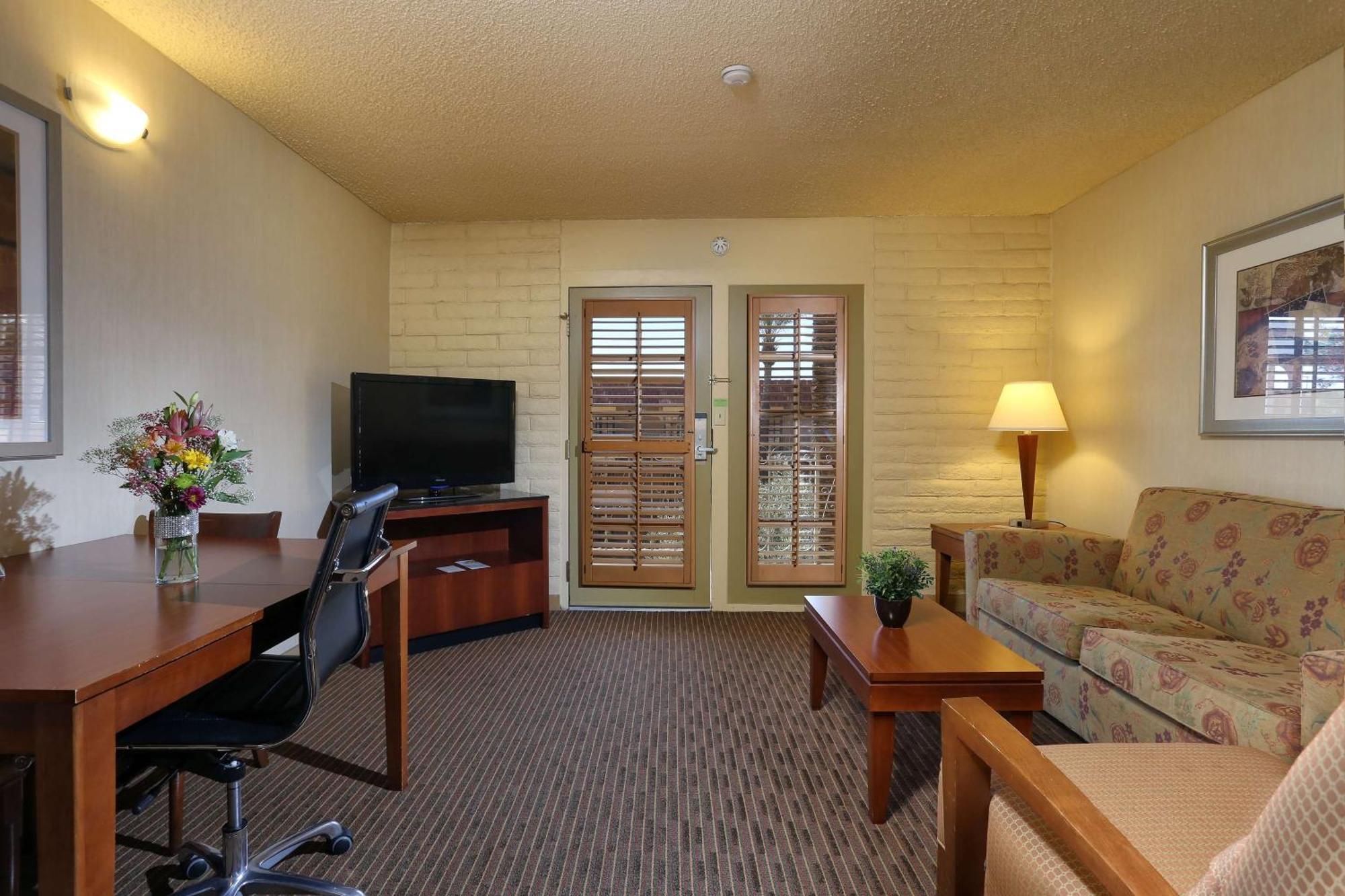 Doubletree Suites By Hilton Tucson Airport Exterior foto